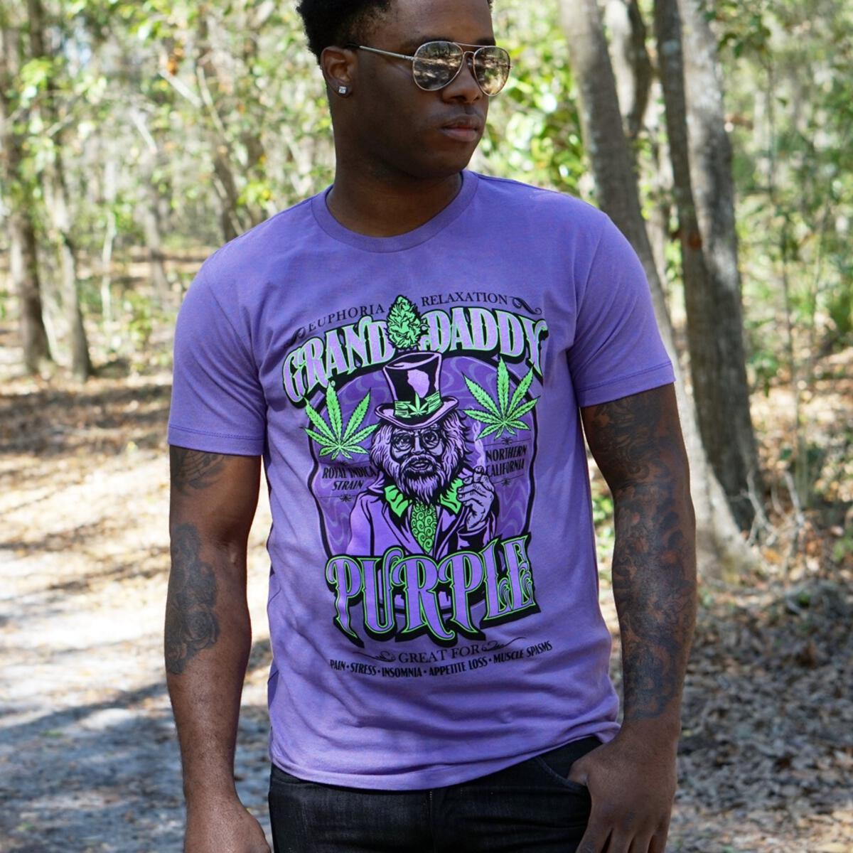 Grand Daddy Purple Strain Seven Leaf T-Shirt w/Black Light Responsive Ink 2XL