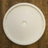 GROMMETED LID FOR 7.9 GALLON BUCKETS